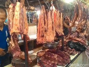 Daging Kerbau Sudah Masuk Pasar, Pedagang: Tak Otomatis Turunkan Harga