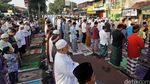 Umat Islam Salat Idul Adha