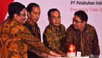 Jokowi Resmikan New Priok Container Terminal