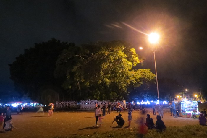 Suasana di alun-alun kidul yogyakarta