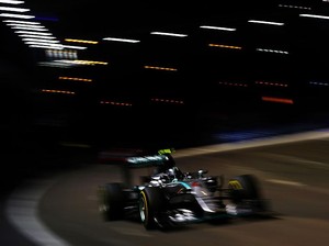 Menanti Duel Hamilton-Rosberg Plus Aksi Panggung Kylie Minogue dan Queen