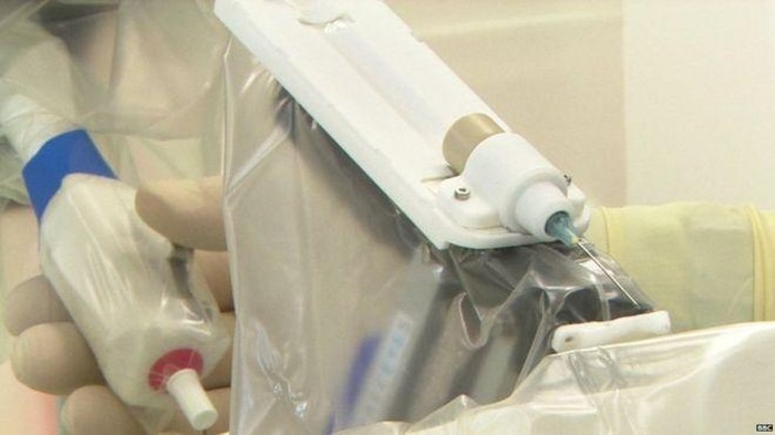 Pertama di Dunia, Robot Lakukan Bedah di Dalam Mata