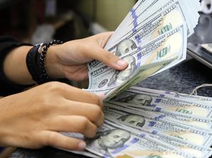 Irak Larang 8 Bank Lokal Transaksi Pakai Dolar AS, Ada Apa?