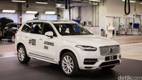Mobil otonom ini dibangun dengan dasar teknologi semi otonom yang saat ini sudah digunakan pada kendaraan produksi massal. Foto: Volvo