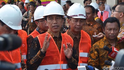 Jokowi Resmikan New Priok Container Terminal