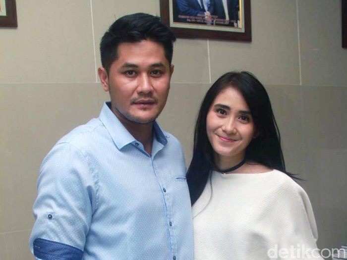 Ryana Dea dan Puadin Redi, Dari Adu Akting Jadi Nikah