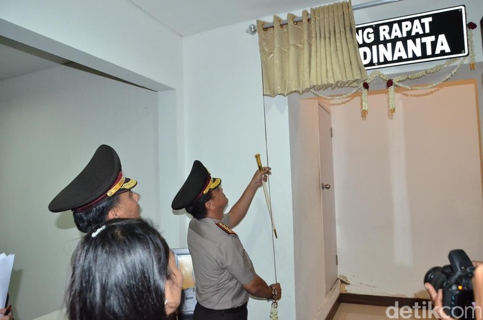 Gugur Diterjang Peluru Gembong Narkoba, Aipda Aris Jadi Nama Ruang Rapat