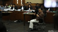 Sianida sebesar 0,2 mg dalam sampel lambung Mirna itu disebabkan karena faktor lain.