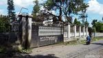 Pasca Penggeledahan, Padepokan Aa Gatot Sepi