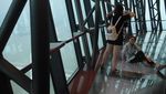 Spot Selfie Sambil Uji Adrenalin di Macau Tower