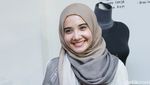 Zaskia Sungkar Lagi Happy Banget
