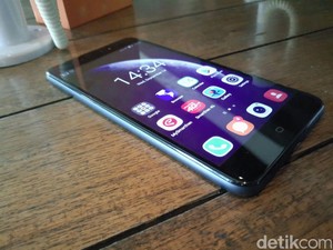 HiSense PureShot Plus 2 Jadi Amunisi Baru Smartfren