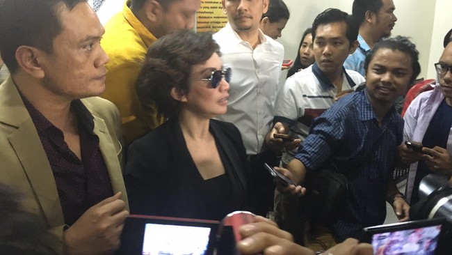 Pengakuan Asyik Reza Artamevia tentang Gatot Brajamusti, Senpi dan Ritual Seks