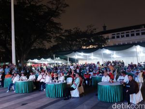Ridwan Kamil Menjamu Atlet dan Ofisial PON di Balai Kota Bandung