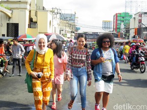 Trinity, The Nekad Traveler Jajan-Jajan Unik di Filipina
