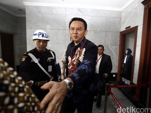 Diskresi Reklamasi Diteliti KPK, Ahok: Diskresi Sudah Dijamin UU