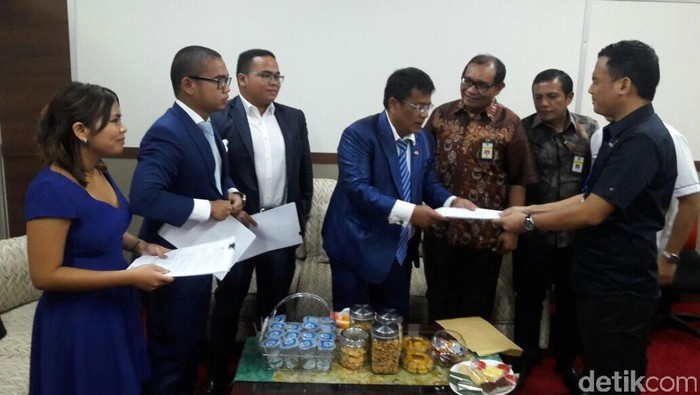 Ada 5 Konglomerat Konsultasi Tax Amnesty, Hotman Paris: Lapor Saja