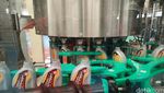 Melihat Pabrik Pelumas Canggih Buatan Indonesia
