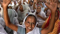 Secara lokasi, Vrindavan merupakan sebuah kota dari provinsi Uttar Pradesh. Di kalangan masyarakat Hindu, Vrindavan juga dipercaya sebagai tempat masa kecil Dewa Krishna yang dianggap suci (BBC Travel)