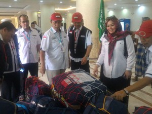 Memastikan Bawaan Jemaah Tak Kelebihan Beban dan Berisi Zamzam