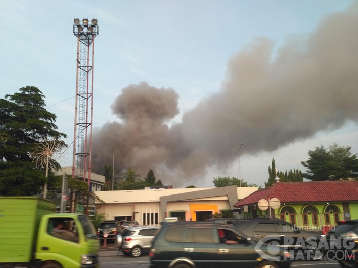 Dua Kontrakan di Cililitan Jaktim Terbakar, 11 Mobil Damkar Diterjunkan