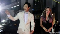 Suasana menjadi histeris saat Jin Goo tiba di red carpet. Pool/Ismail/detikFoto.