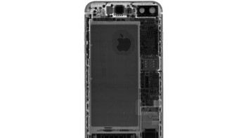 Penampakan jeroan iPhone 7 Plus ketika dilihat menggunakan sinar x-ray. Foto: istimewa/ifixit
