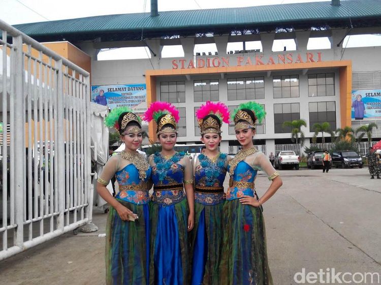 Geliat GOR Pakansari Menghajat PON XIX