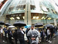 Euforia Pemilik Pertama iPhone 7