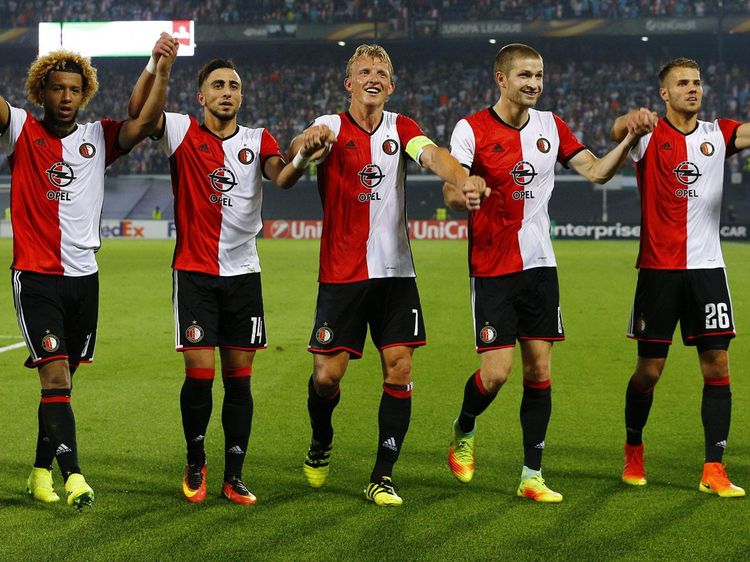 Feyenoord Kalahkan MU 1-0