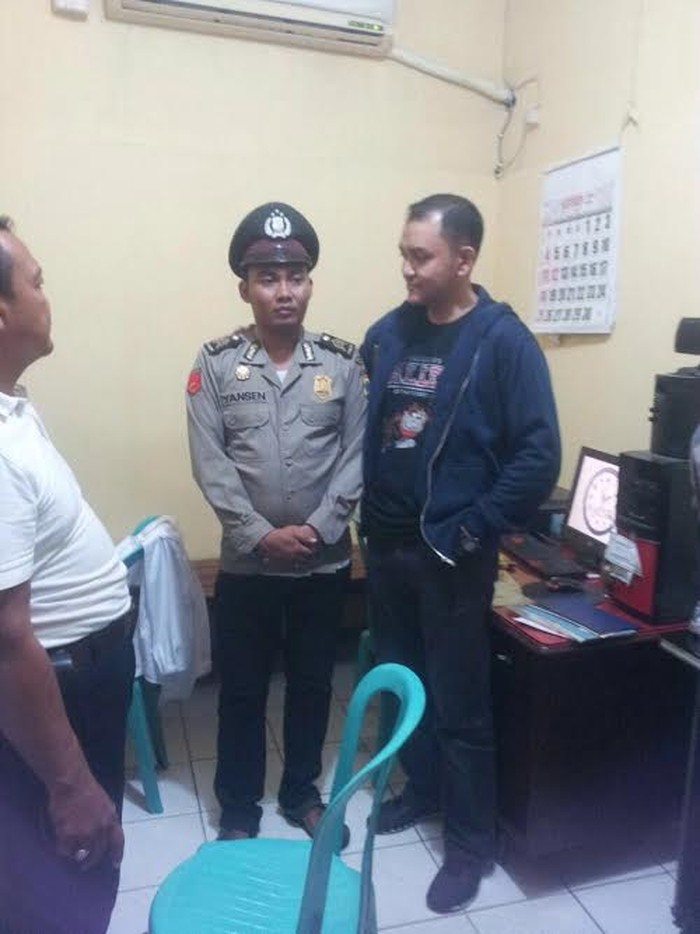 Pria ini Diamankan Usai Menikah, Ternyata Polisi Gadungan