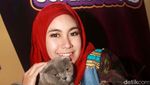 Anisa Rahma Jadi Juri Pemilihan Kucing Terlucu