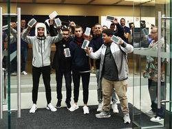 Euforia Pemilik Pertama iPhone 7