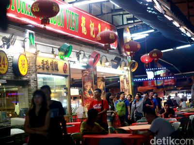 Wisata Malam di Bukit Bintang Malaysia