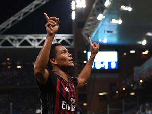 Bacca Diklaim Tak Bahagia di Milan