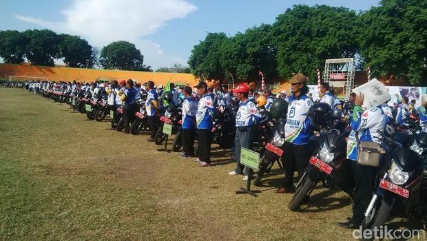 Apel aset kendaraan dinas di Stadion Pogar/ Muhajir Arifin