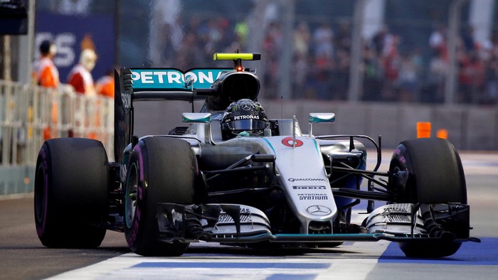 Rosberg Melesat untuk Raih Pole