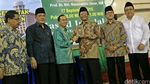 Sinarmas Wakafkan 10.000 Alquran ke KAHMI
