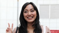 Isabella Muliawati Fawzi atau yang akrab disapa Bella tampak happy. Pool/Ismail/detikFoto.