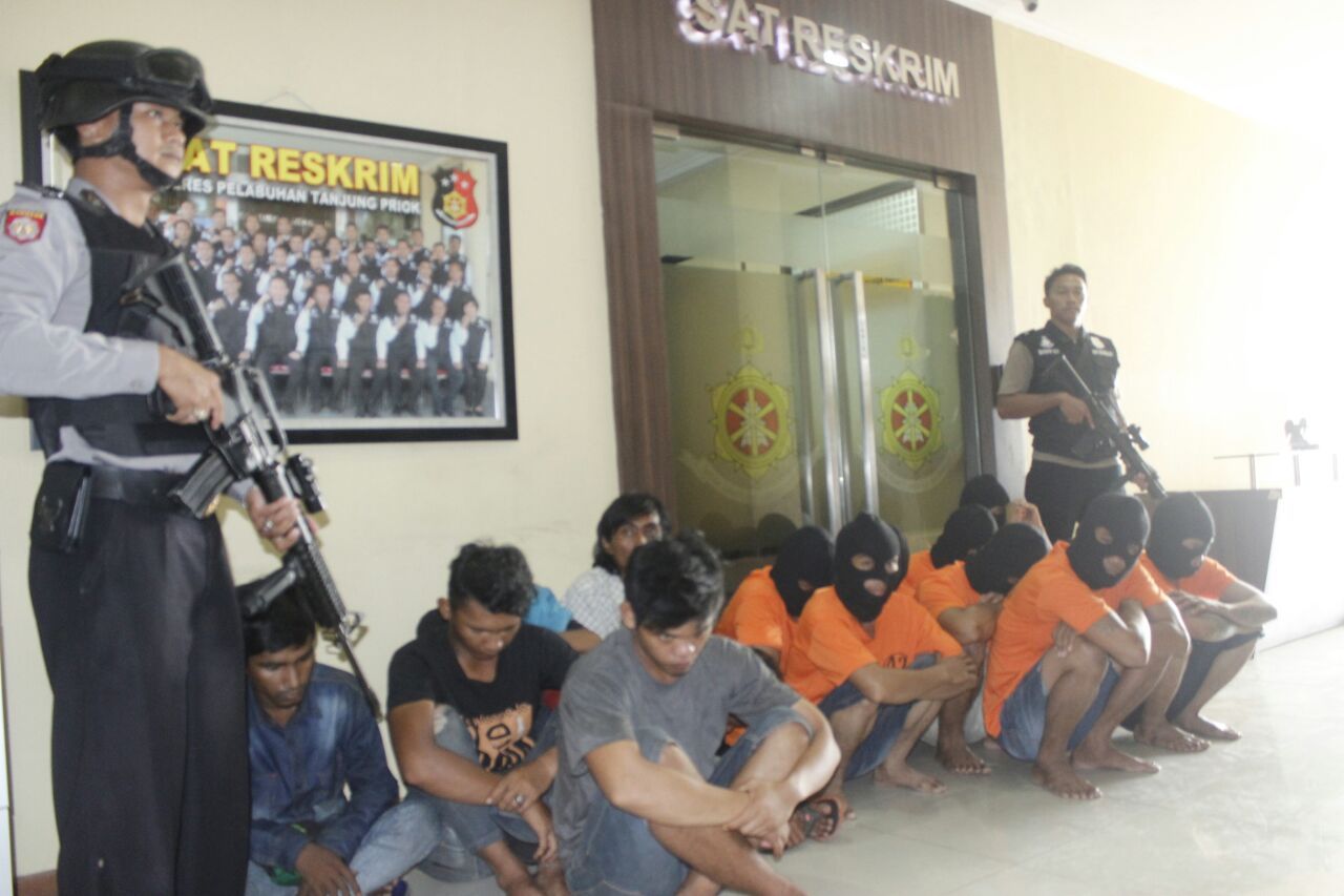Para preman Pelabuhan Tanjung Priok yang dicokok polisi/Foto: Dok Polres Pelabuhan Tanjung Priok