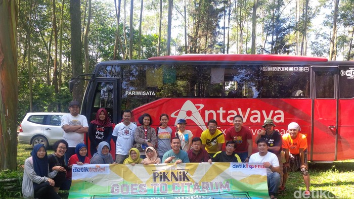 Belajar Biogas Jadi Penutup Kemping Seru di Hulu Citarum