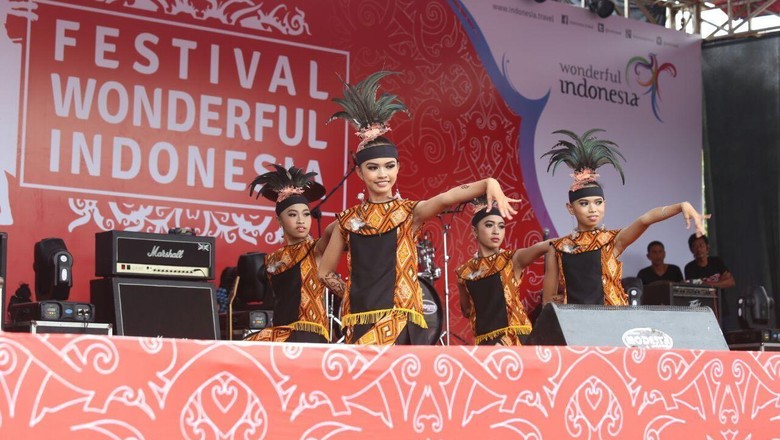 Foto: Festival Wonderful Indonesia di Sambas (dok kemenpar) Foto: Festival Wonderful Indonesia di Sambas (dok kemenpar)