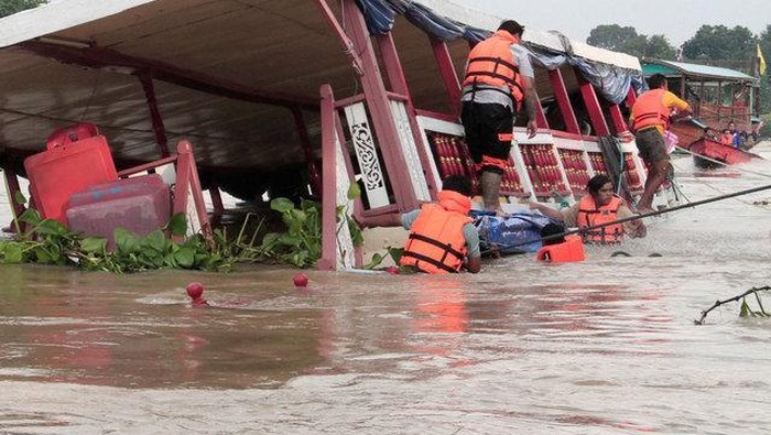 Perahu Terbalik di Chao Praya Thailand, 13 Orang Tewas