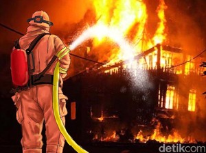 Kebakaran Kios di Terminal Pasar Senen, 18 Unit Damkar Dikerahkan