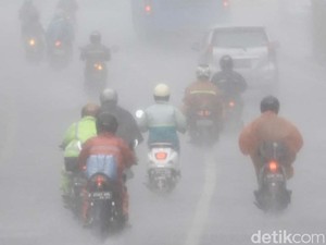 Mengapa Banyak Orang Sering Sakit di Musim Pancaroba?
