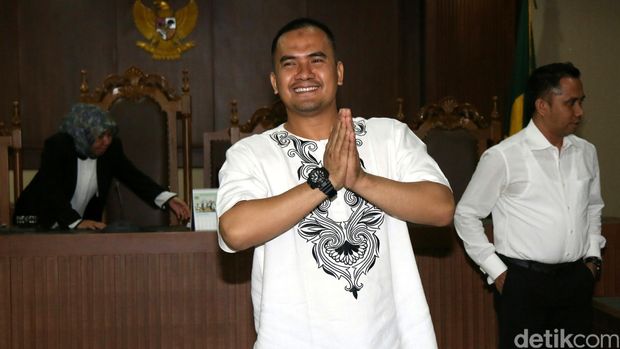 Siapa Wali Nikah Asty Ananta, Ini Cerita Muncikari Artis-artis