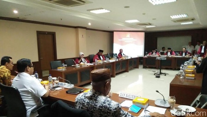 Panasnya Sidang Penentuan Nasib Irman Gusman, Surat dari KPK Diperdebatkan
