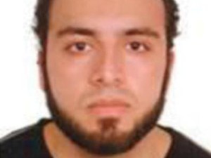 Bahan Bom Panci Presto Dibeli Rahami Secara Online