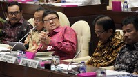 Rapat tersebut membahas terkait pengesahan keputusan rapat dalam hal pencalonan kepala daerah yang berstatus terpidana.