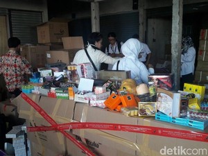 Razia di Pasar Pagi Jakbar, BPOM Sita 225 Ribu Kosmetik Ilegal